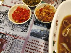 -双燕楼·手工馄饨·汤面小吃(世纪汇店)