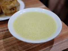 小米粥-宝瑞门钉肉饼店