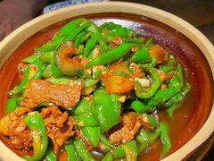 -洞庭土菜小炒馆(易发广场店)