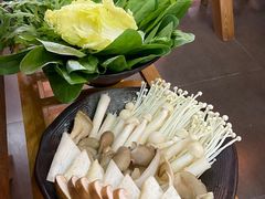 -丽江人家斑鱼火锅(保健路店)
