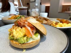 开放牛油贝果三文治-KAFVS咖啡思咖啡馆(香海路店)