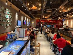 大堂-渝是乎酸菜鱼(龙旗购物中心店)