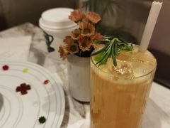 -théATRE 茶聚场(王府中環店)