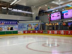 -正佳冰河湾真冰滑冰场