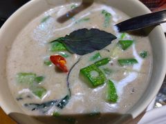 中部绿咖喱鸡肉-帕蓝·暹罗料理(曲阳店)