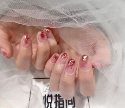 -悦指间美甲美睫