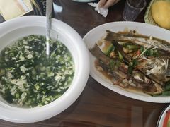 -鸿运美食府