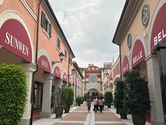 -佛罗伦萨小镇广佛名品奥特莱斯(疏港路店)