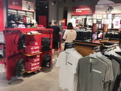 -PUMA品牌自营折扣店(武汉永旺梦乐城店)