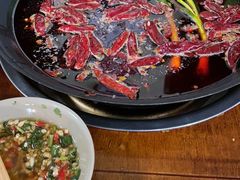 -黄潇洒老火锅(九眼桥宏济巷店)