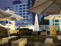 -UNI UNI(环亚凯瑟琳店)