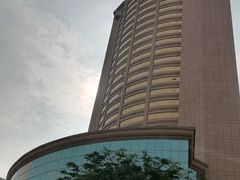 -深圳君逸国际酒店(龙岗横岗塘坑地铁站店)