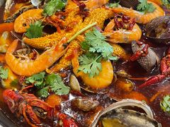 -老东镇啤酒屋海鲜加工·蒸汽海鲜·海鲜烧烤(台东店)