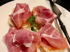 -wineapp葡萄酒餐吧(外滩金融中心店)