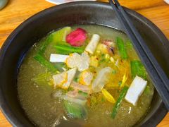 -桥香园过桥米线(国贸店)