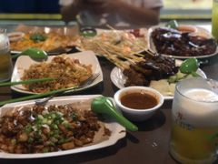 -东海岸人工湖美食村