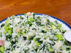 -胡子饮食店