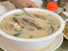 -鹏城人家海鲜酒家·23年老字号(较场尾店)