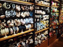 -九木杂物社(新奥购物中心店)