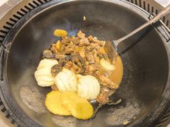 -玺炖·中国铁锅炖(南京东路店)