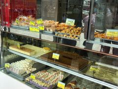 面包甜点陈列柜-鲍师傅糕点(西站店)