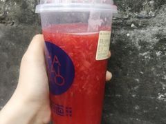 草莓小西米-茶百道(新城市广场店)