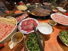 -周小明火锅(黑金冠社区店)