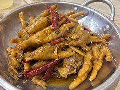 -江城燕子大排档(江汉路步行街店)