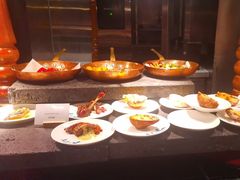 -锦厨国际自助餐厅 · 云端景观 (昆明索菲特大酒店)