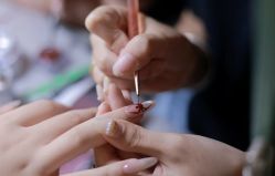 -Lucky girl建构养甲·中式翘睫专业店