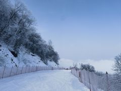 -鳌山滑雪度假区