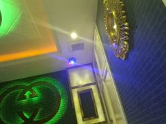 -乐唱氧吧量贩式KTV