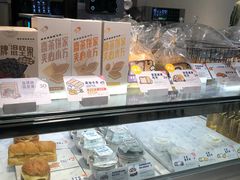 面包甜点陈列柜-喜茶(深圳东门1234店)