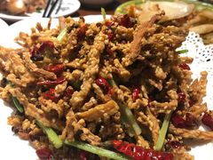 -董厨煨汤馆(车站路店)