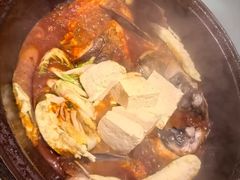 -鱼窝棚柴火铁锅炖(富山屯店)