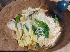 -云荷里·蒸汽石锅鱼·云南菜(中发百旺店)