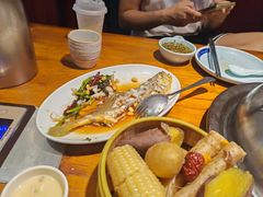 -三个渔夫·蒸汽海鲜(小白楼店)