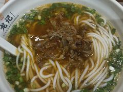 -湘人龙记老长沙米粉(鸟巢店)