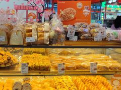 面包甜点陈列柜-BreadTalk面包新语(长寿路地铁站店)
