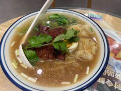 -彩虹站·香港烧腊茶餐厅