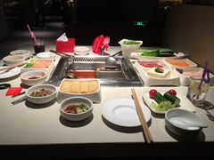 -海底捞火锅鲜切牛肉主题店(长寿路店)