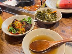 -吴氏老牌坊云南鱼豆花火锅店(通江街店)