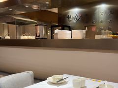 -楚山晓·湖北菜(武汉光谷K11店)