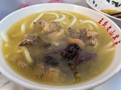 鸡汤饵丝-文山荷鲜居(翠湖店)