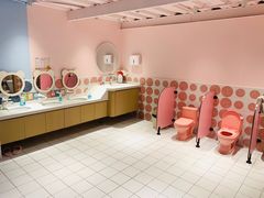 -小门牙好性格托育(北外滩中心)