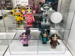-泡泡玛特POPMART(侨福芳草地店)