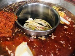 鸳鸯锅-星鸿社重庆老火锅