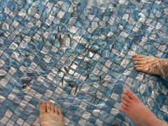 -涨巢·潮玩水疗局