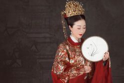 -盘子女人坊古装写真摄影(南京总店)