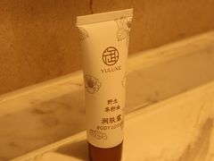 -上海佘山世茂艾美酒店